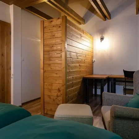 Orion Creek Chalets アパート *